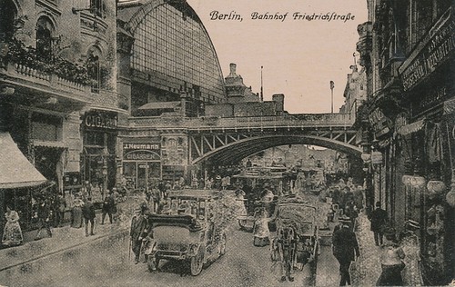 Berlin bahnhof - berlin,