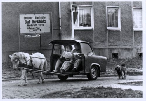 Ansichtskarte halber trabant - ansichtskarte:,